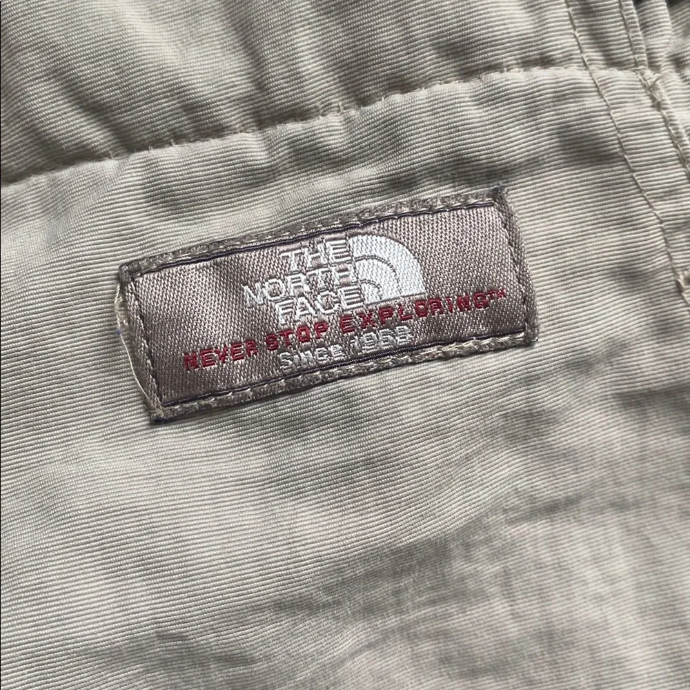 Men's Khaki Cargo Shorts with Built-In Belt The North Face XXL